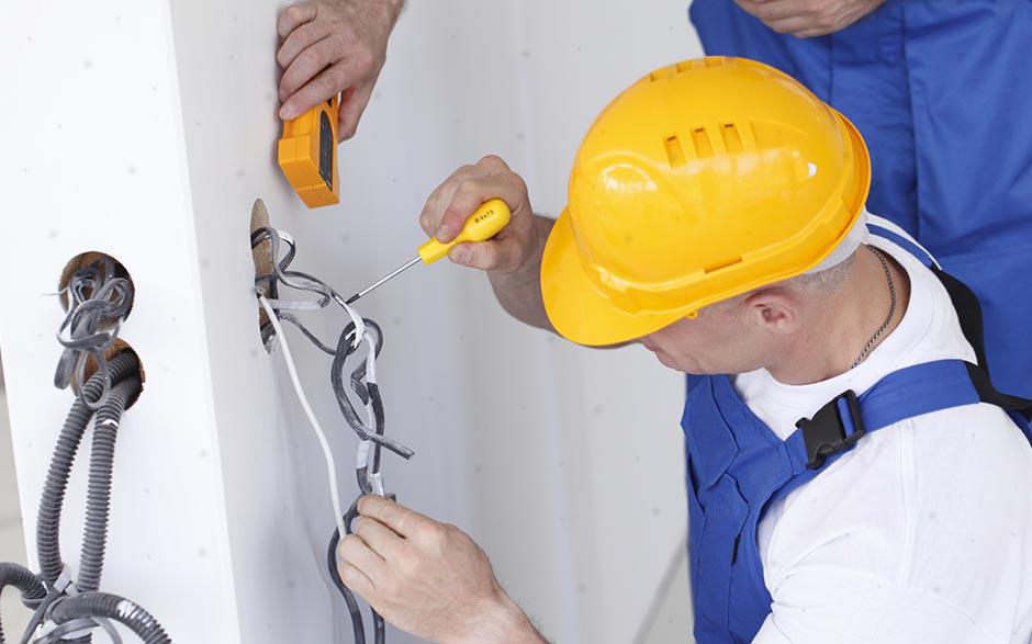 électricien installateur Plaisir